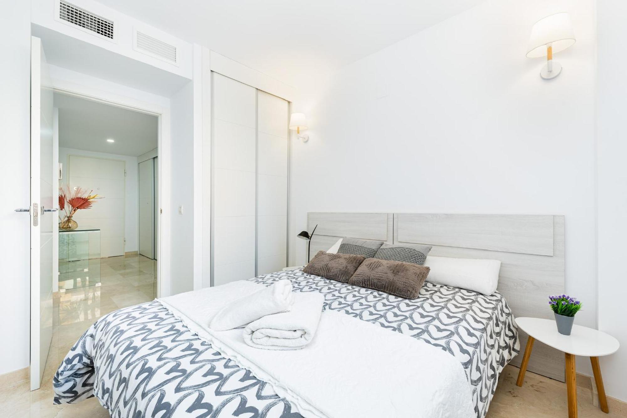 Tornado Sunrise Apartment